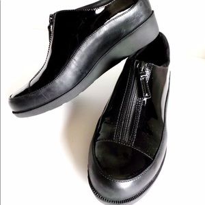 Cole Haan zippered waterproof rain shoes SZ 9.5B